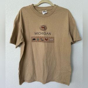 Large 42-44 Michigan T Shirt